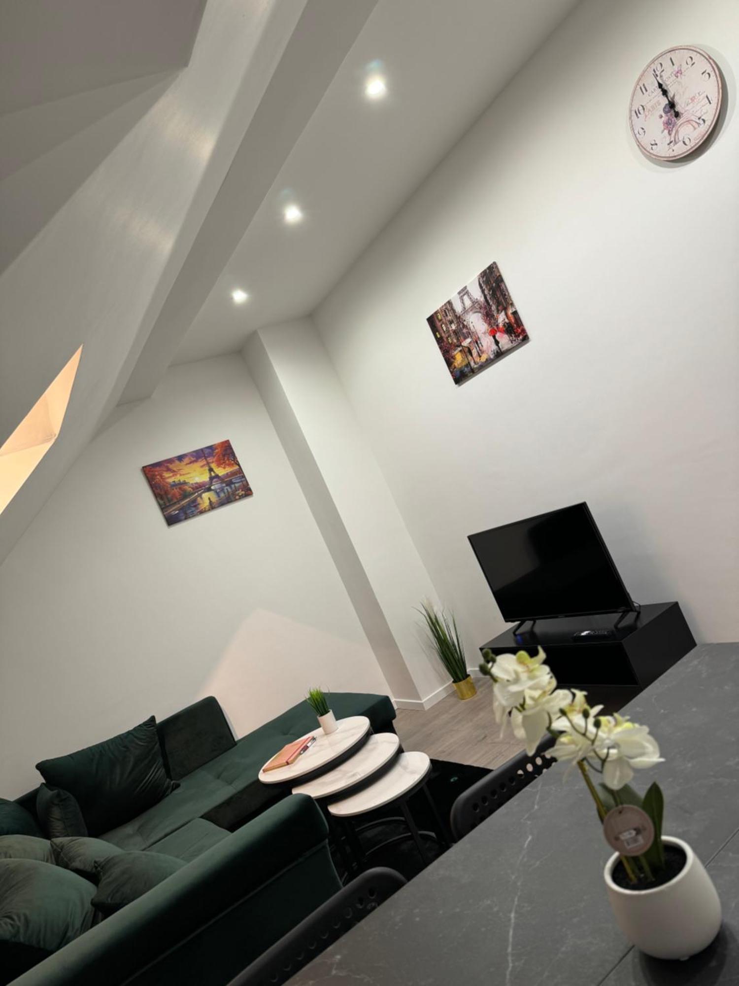 Paris By D&J Apartment'S Altenessen Nord ภายนอก รูปภาพ