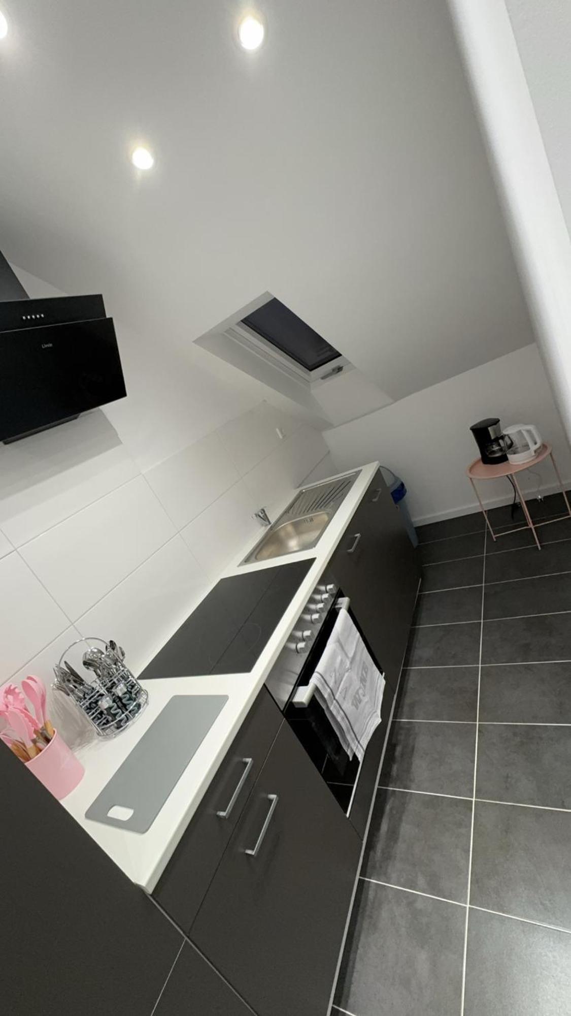 Paris By D&J Apartment'S Altenessen Nord ภายนอก รูปภาพ